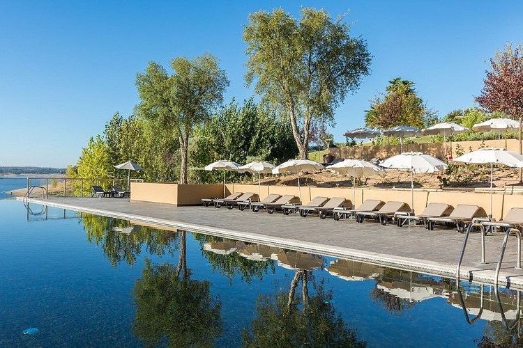 AP Lago Montargil Conference & Spa 5* com spa e pequeno-almoço incluído