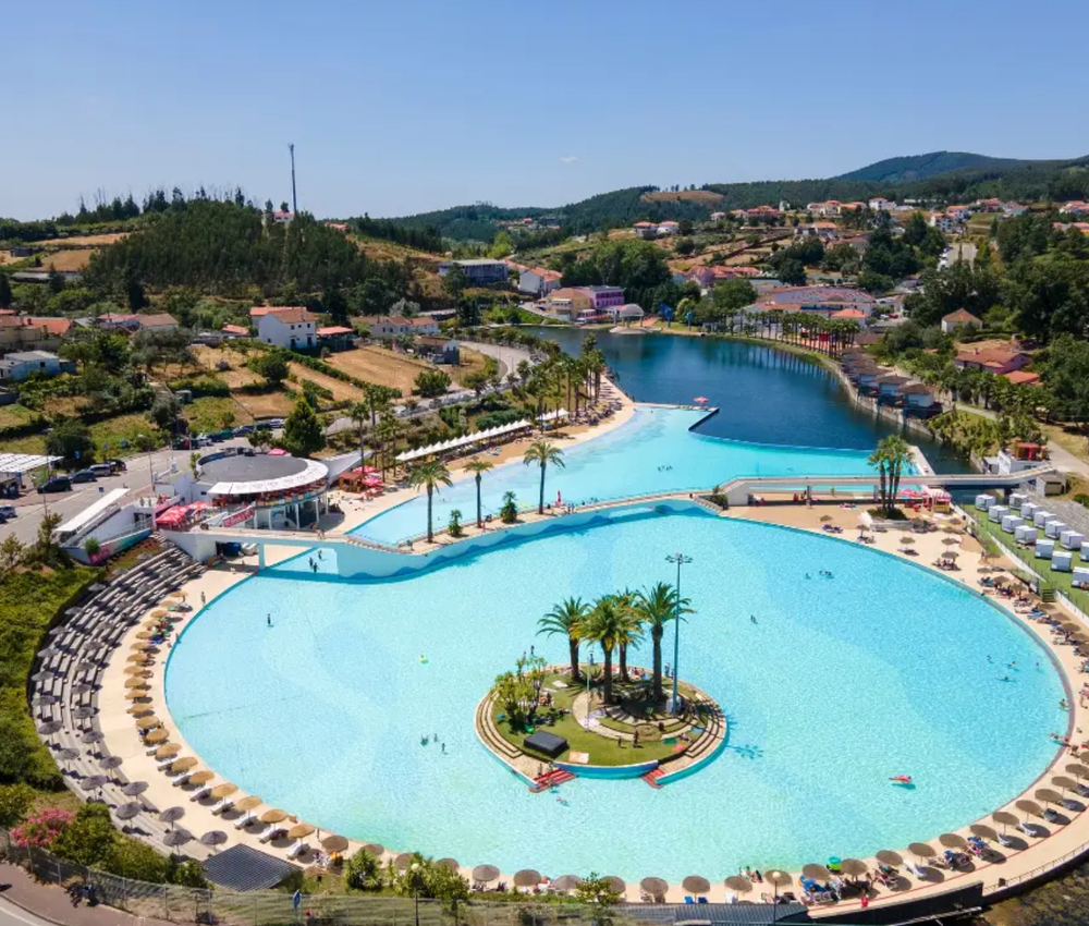 Bilhete Praia das Rocas + estadia no Hotel da Montanha 4* com acesso ao SPA
