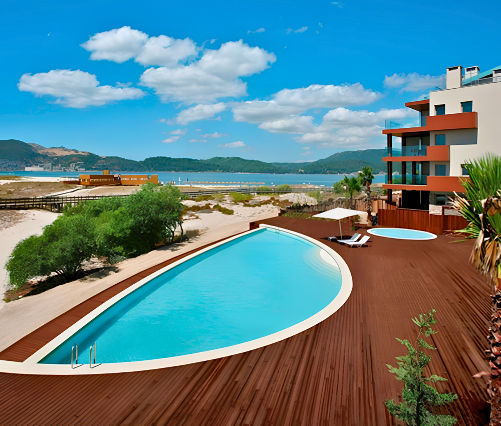 Tróia Residences Apartamentos Praia 4*, com piscina, a poucos passos da praia e opções com vista mar