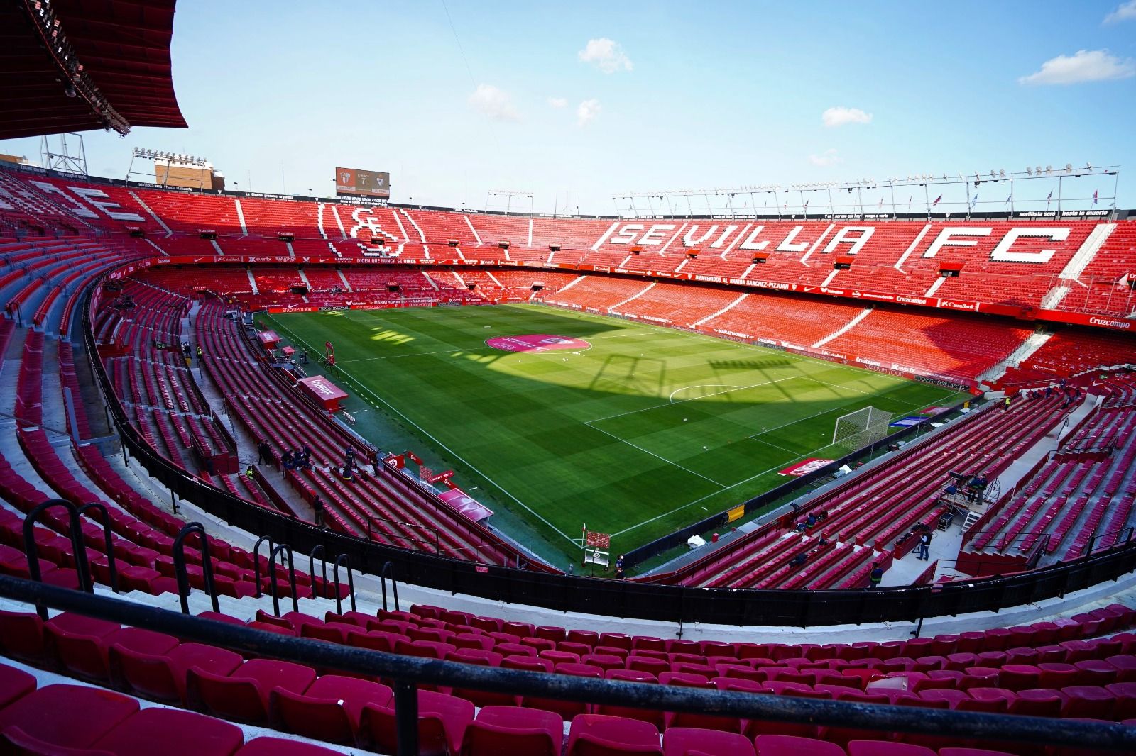 Hotel + Entradas Partidos Sevilla FC en Estadio Ramón Sánchez-Pizjuán